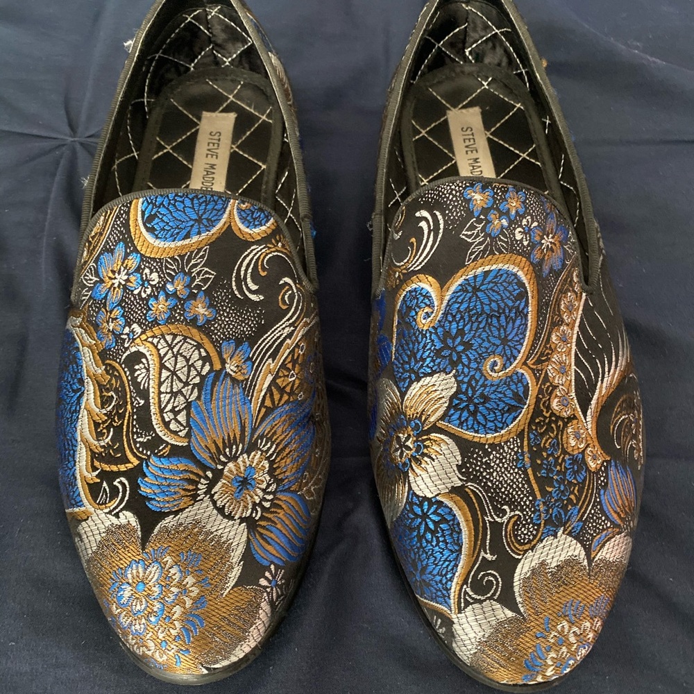 *RARE* Steve Madden DECOY Floral Loafers